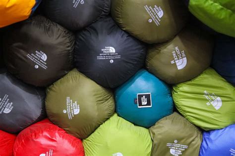 sleeping bag for trekking in nepal.